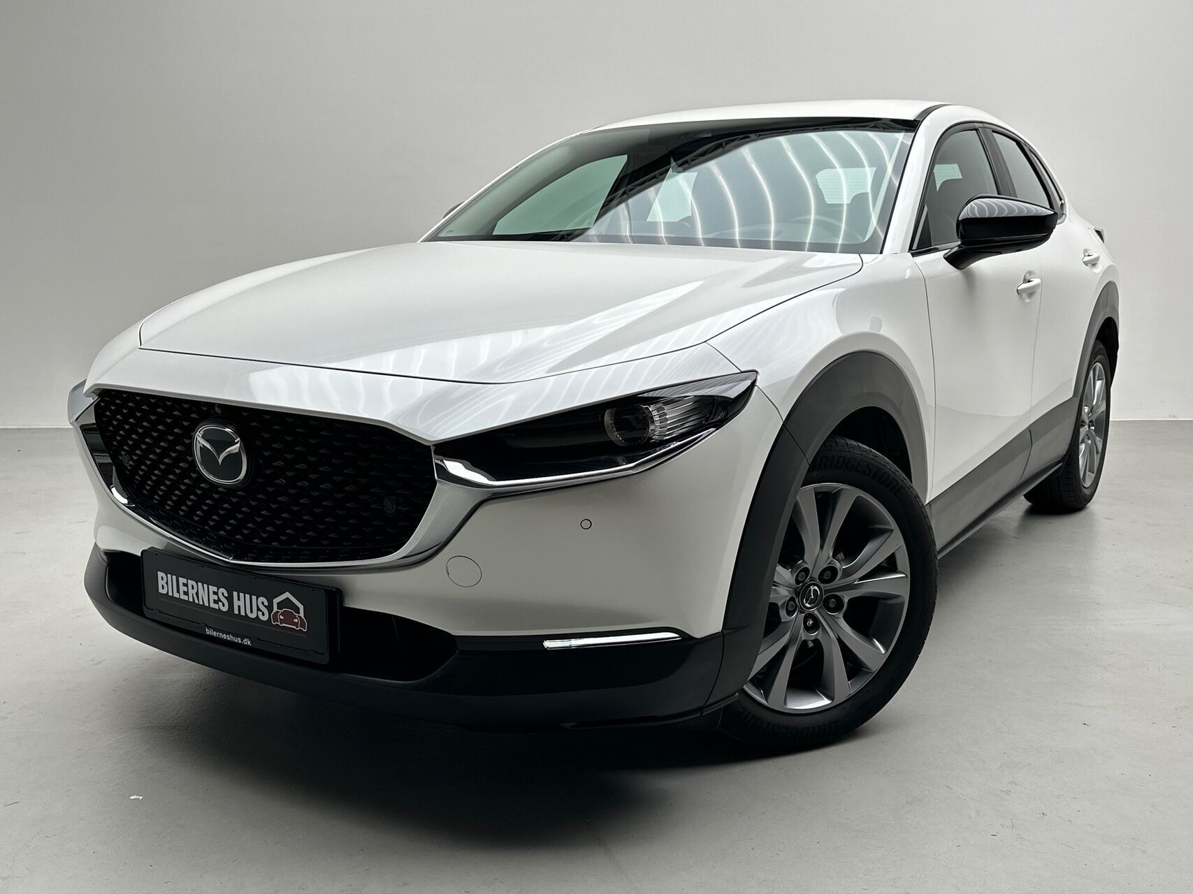 Hvid Mazda CX-30 fra 2019