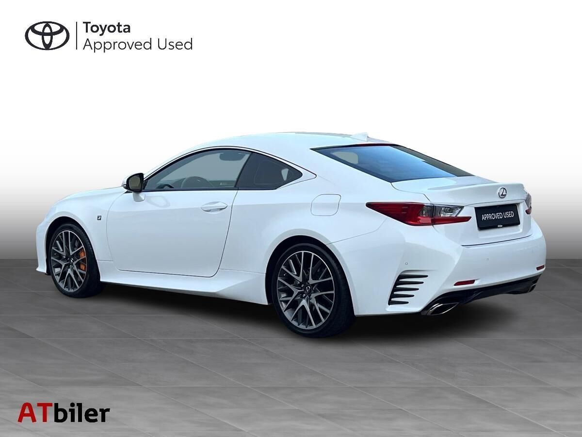 Lexus RC 2,0 200 T 245HK 2d 8g Aut.