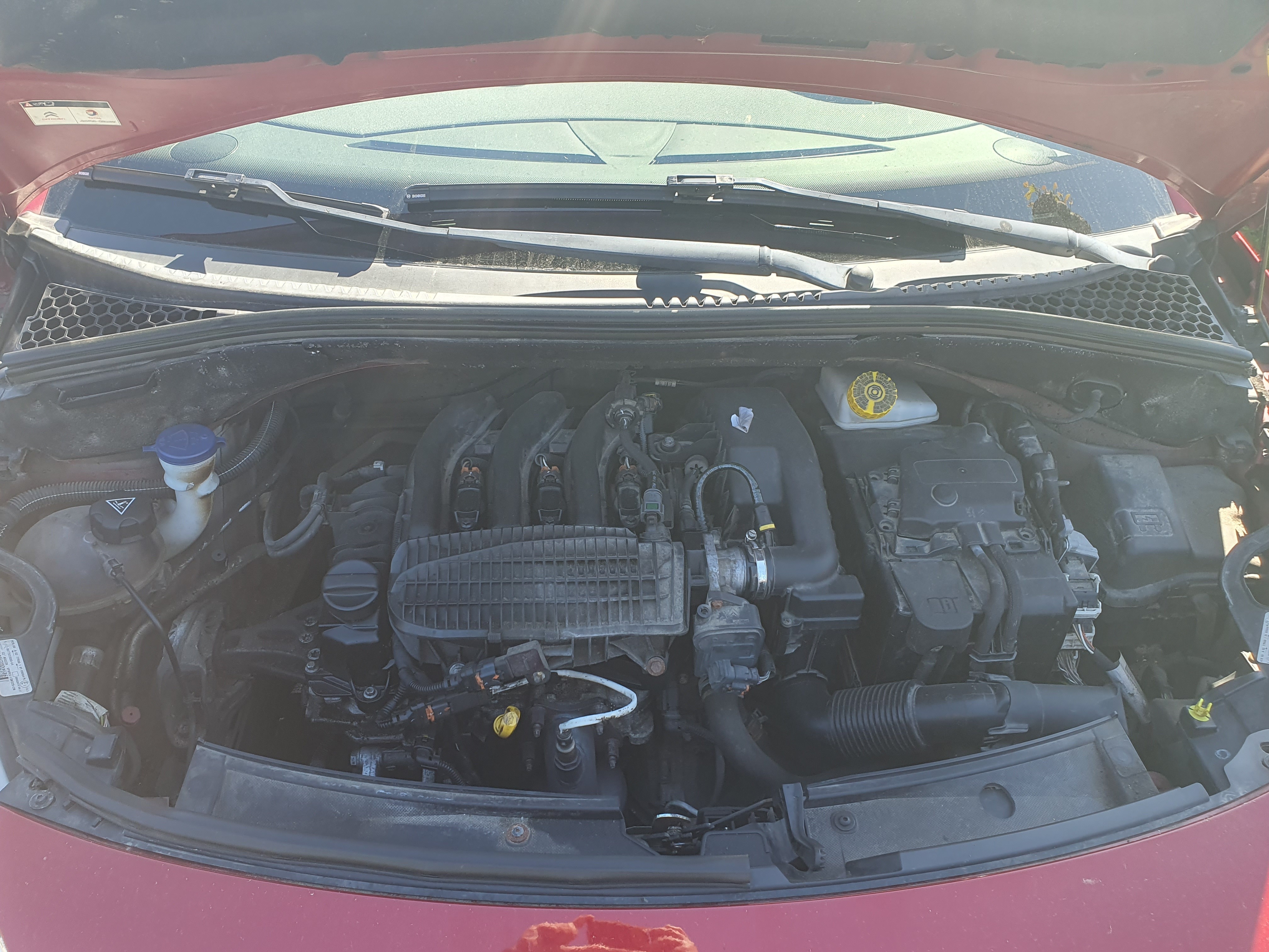 Rød Citroën C3 fra 2014