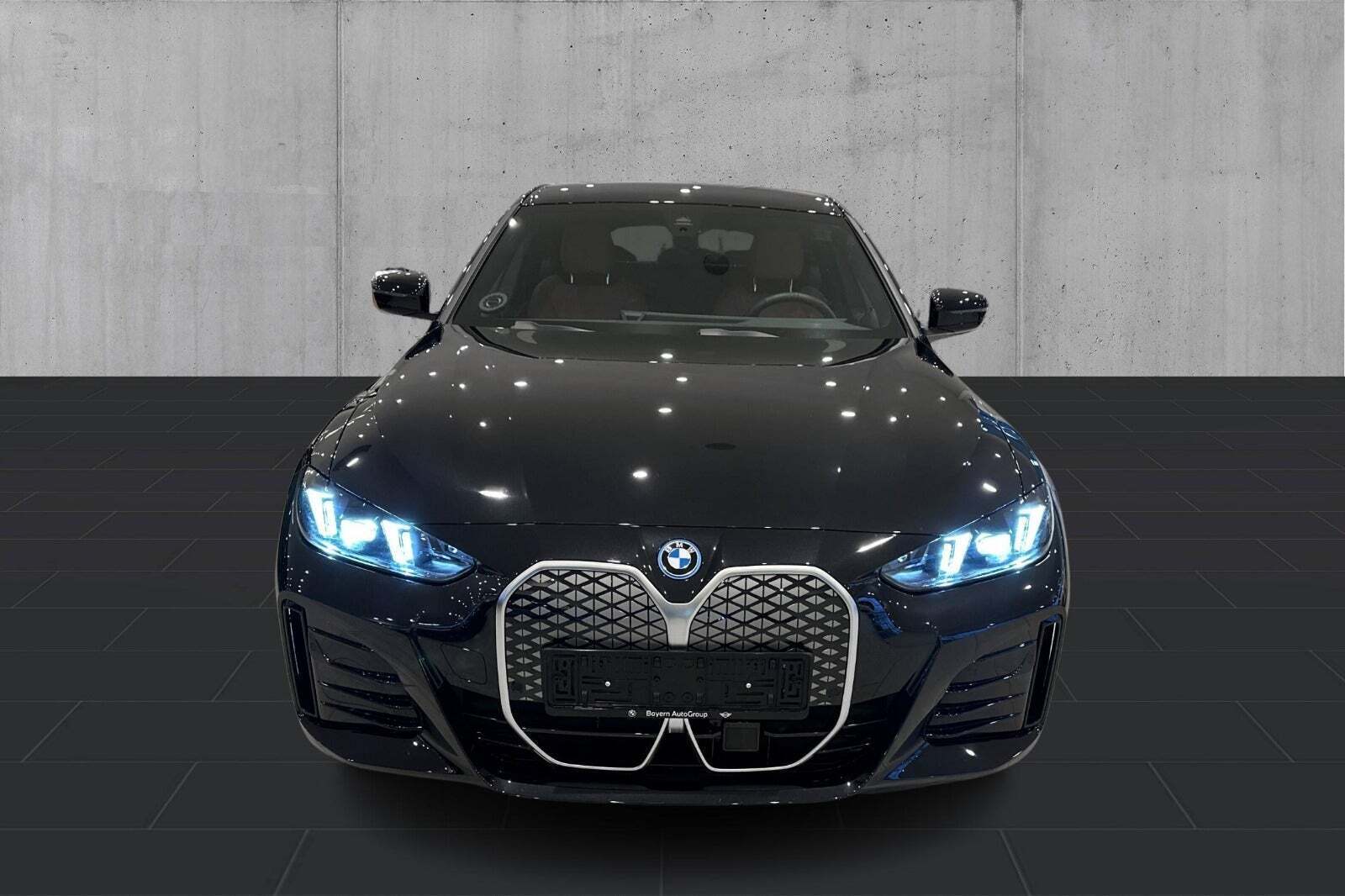 Sort BMW i4 fra 2025