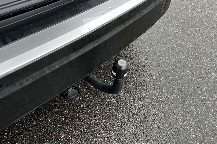 Hvid Peugeot e-2008 fra 2021