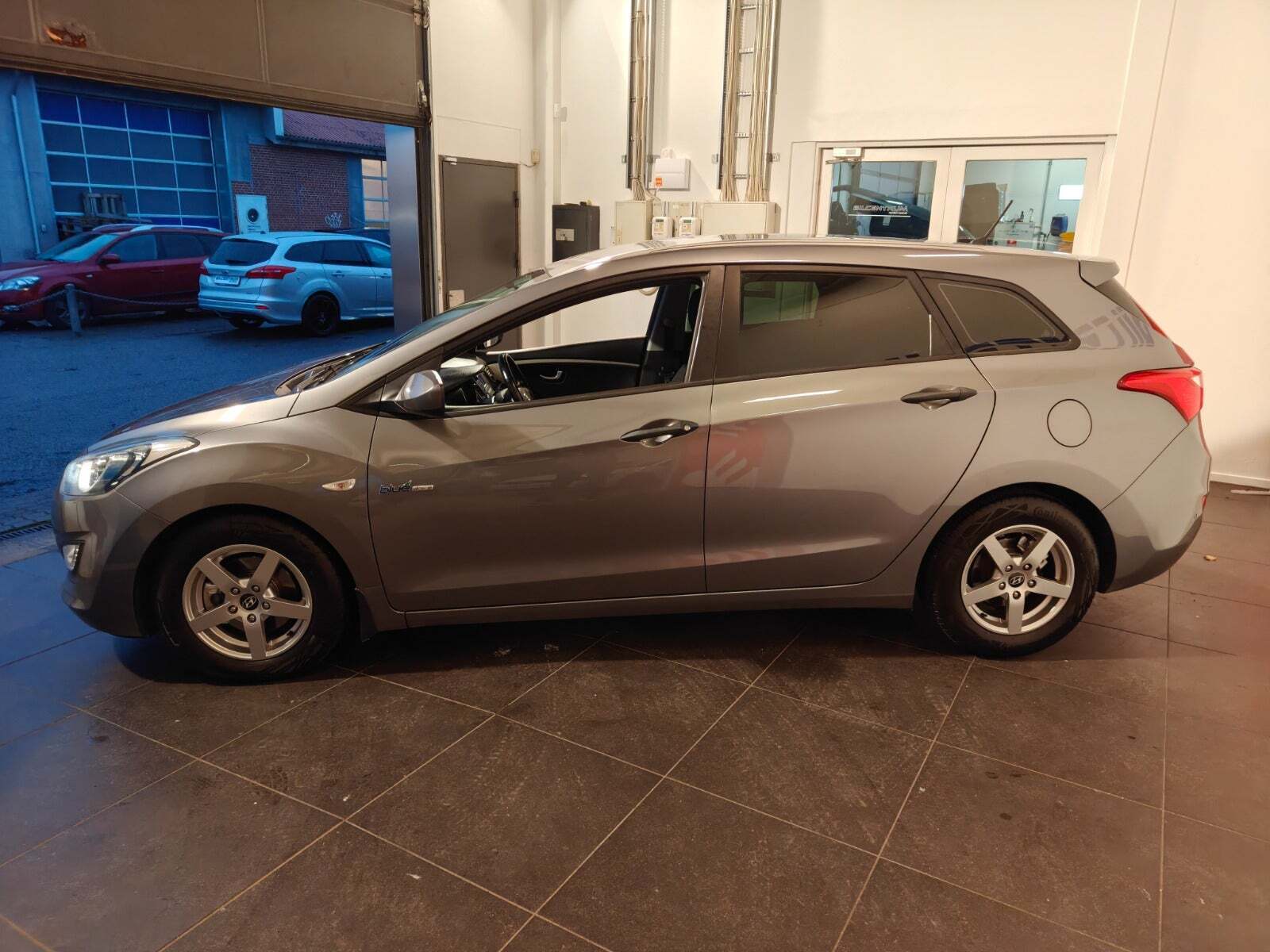 Hyundai i30 1,6 GDi XTR CW Eco