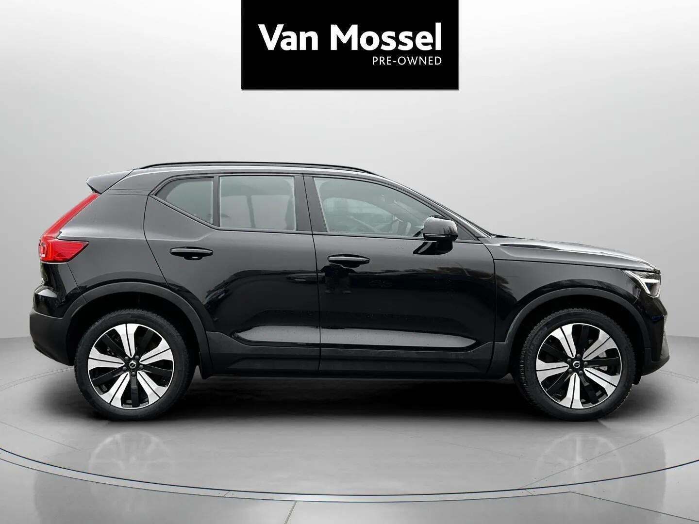 Volvo XC40 P6 ReCharge Core
