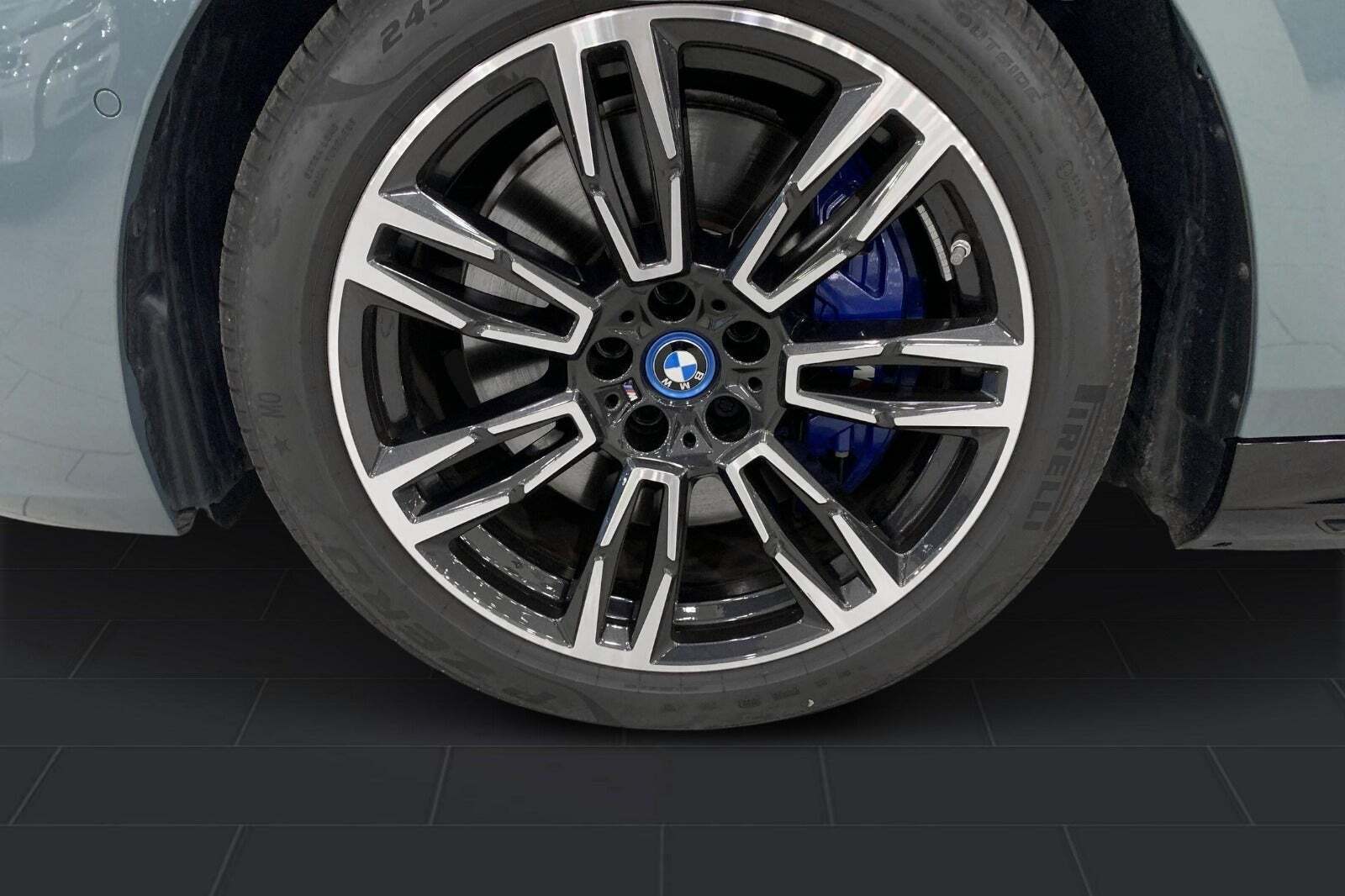 undefined BMW i5 fra 2025