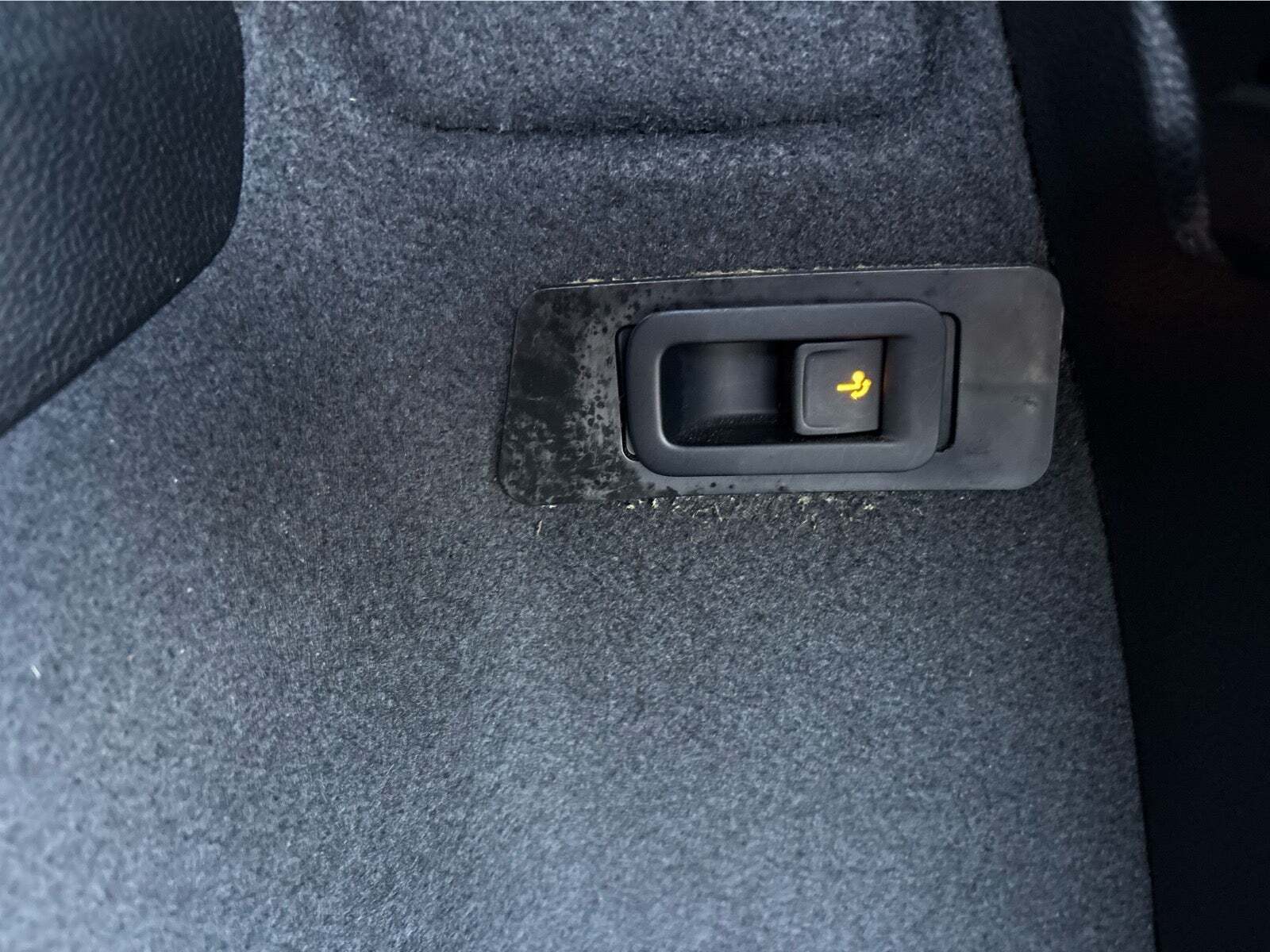 Sort Skoda Karoq fra 2019