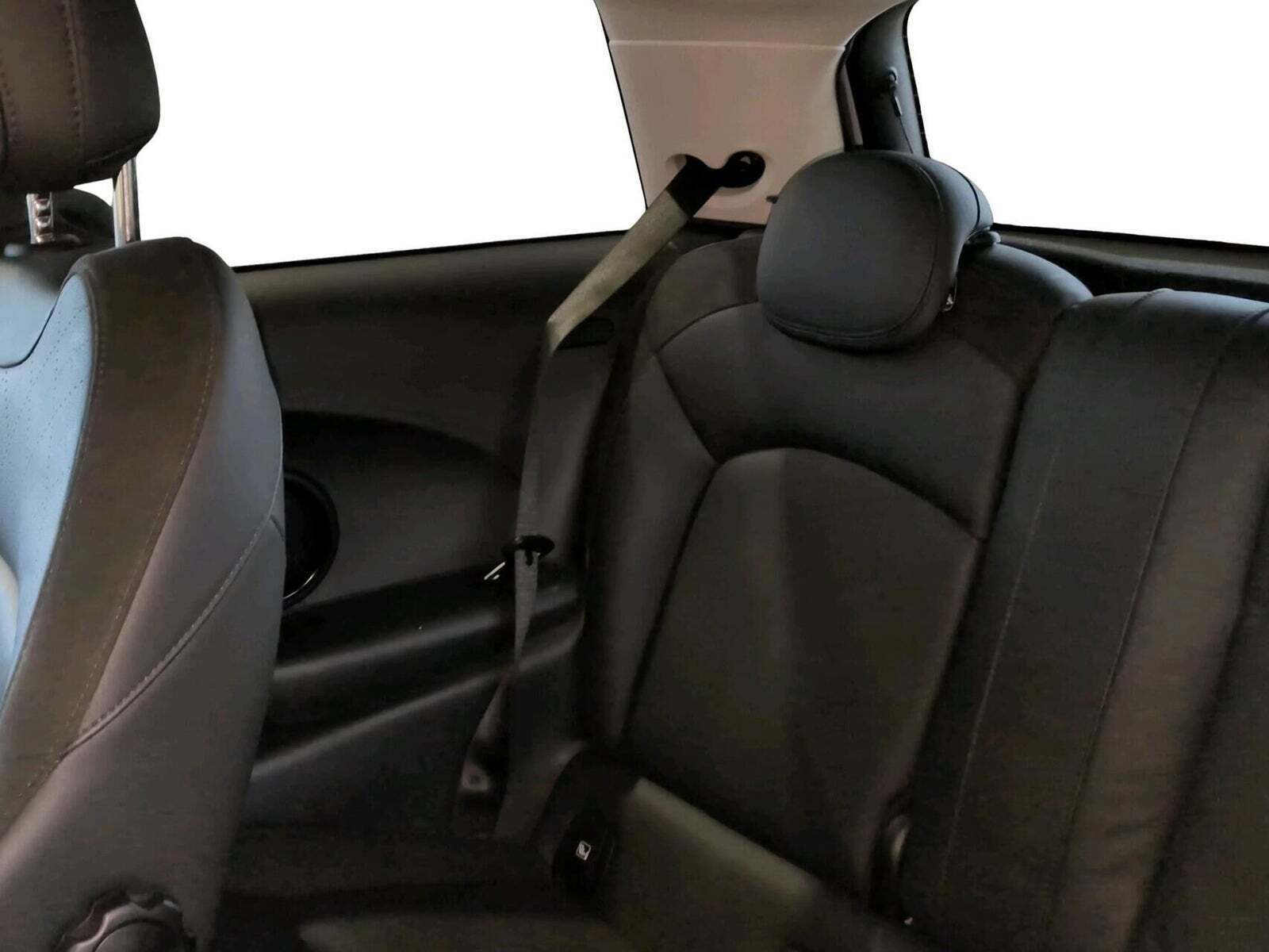 Mini Cooper SE Classic Trim