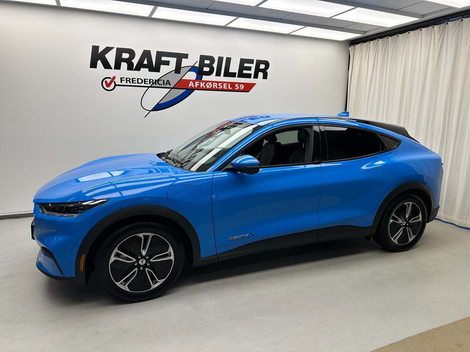 Ford Mustang Mach-E 88 Extended Range