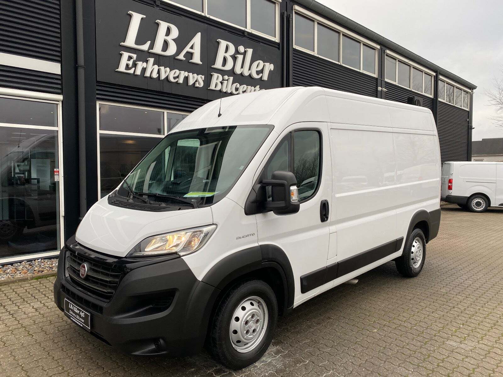 Hvid Fiat Ducato 33 fra 2019