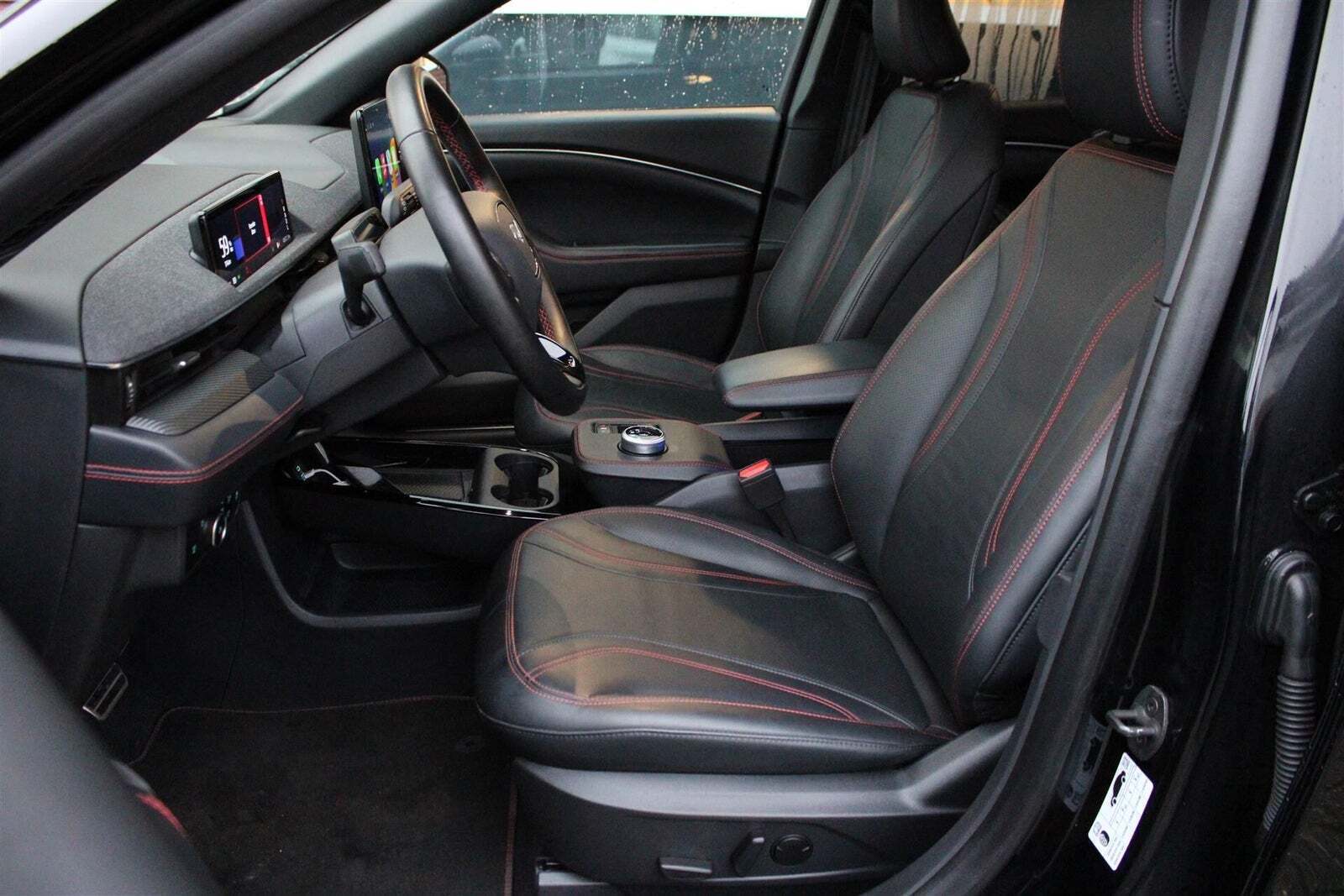 Ford Mustang Mach-E 75 Premium Standard Range AWD