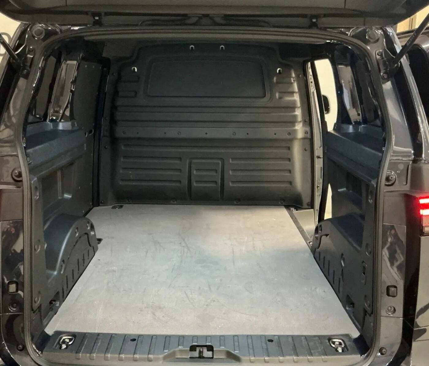 Blå VW ID.Buzz fra 2023