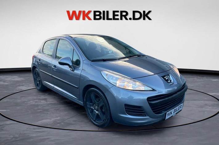 Grå Peugeot 207 fra 2010