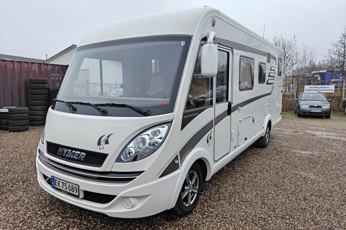 undefined Hymer Exsis i 588 fra 2016 set udefra