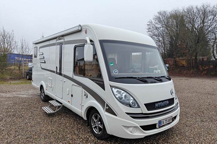 undefined Hymer Exsis i 588 fra 2016 set udefra