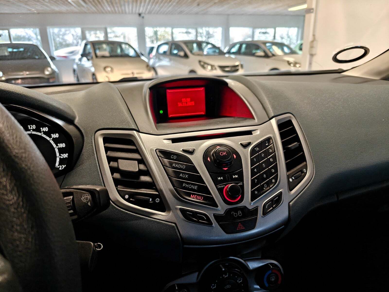 Gul Ford Fiesta fra 2009