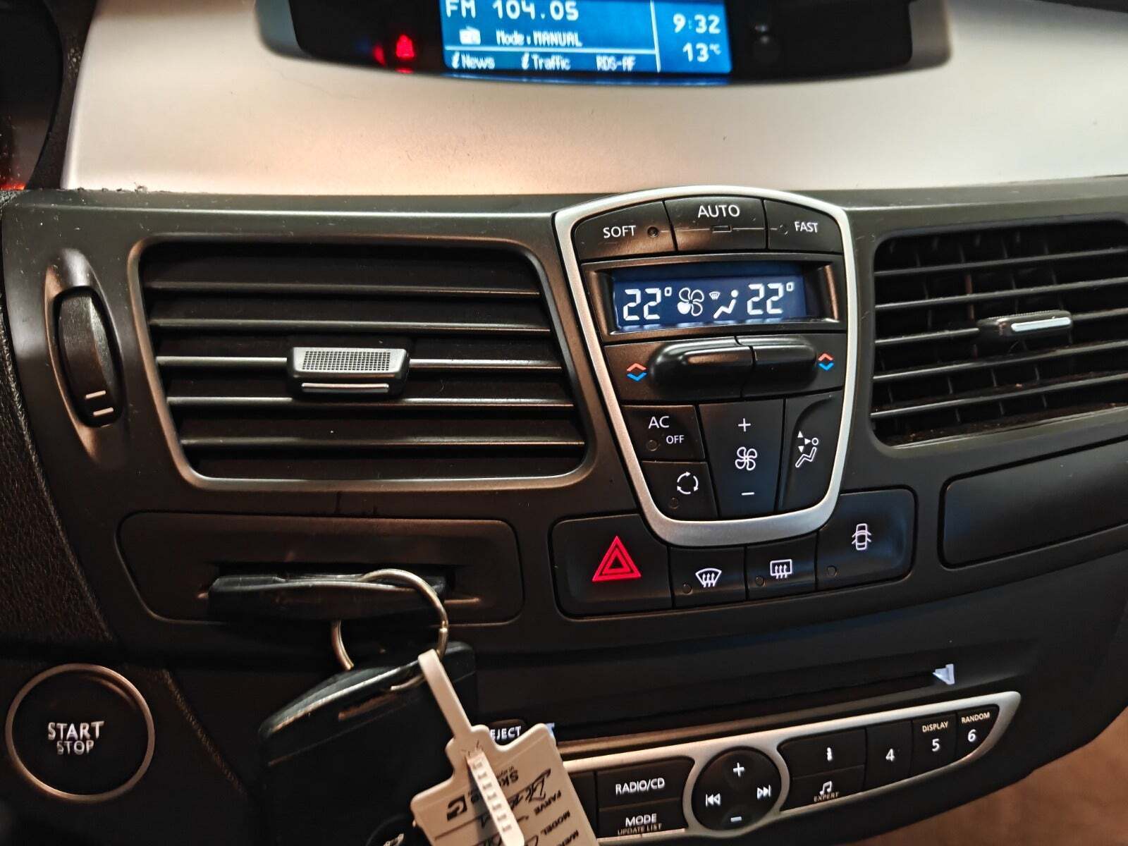 Gul Renault Laguna III fra 2008