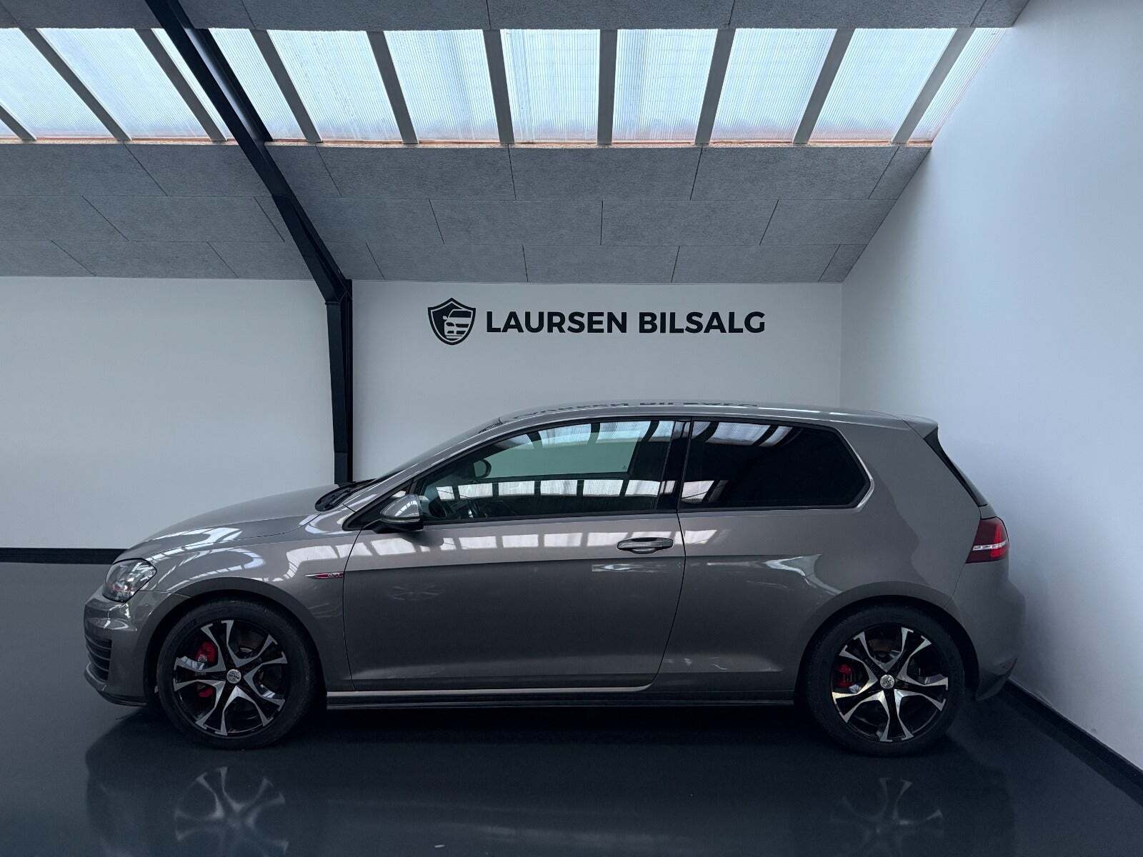 VW Golf VII 2,0 GTi Performance BMT Van