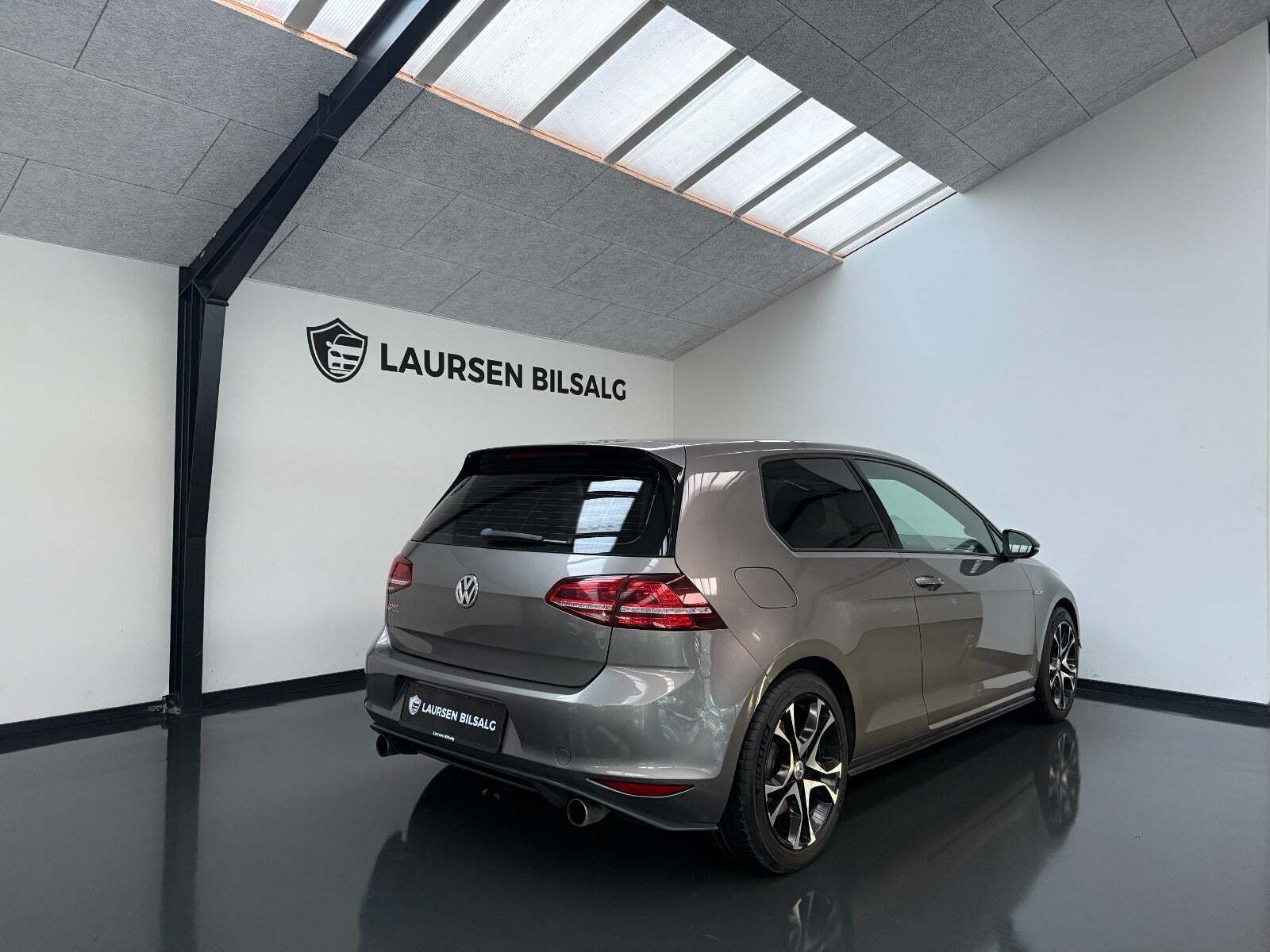 VW Golf VII 2,0 GTi Performance BMT Van