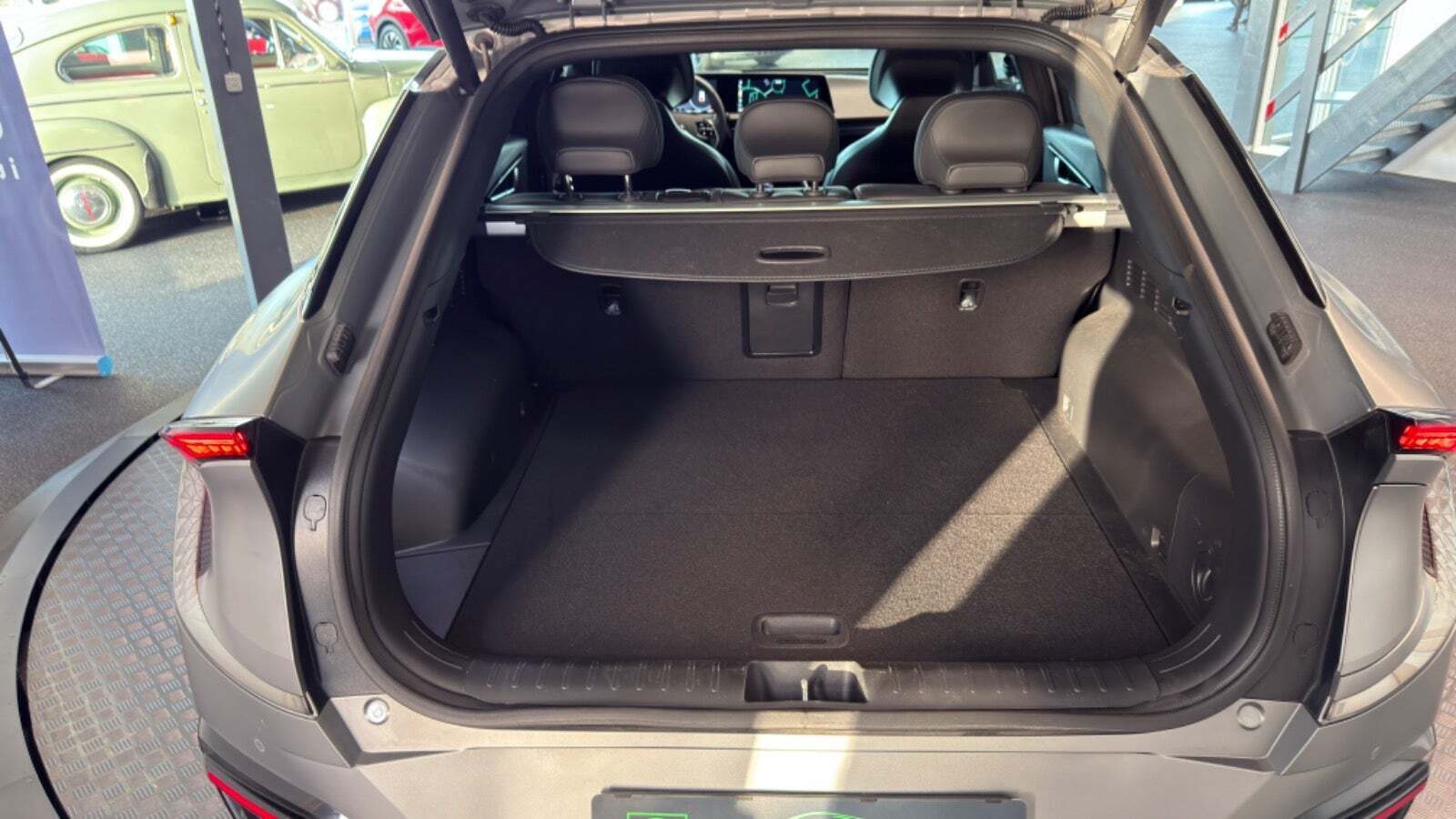 Sølv Kia EV6 fra 2024