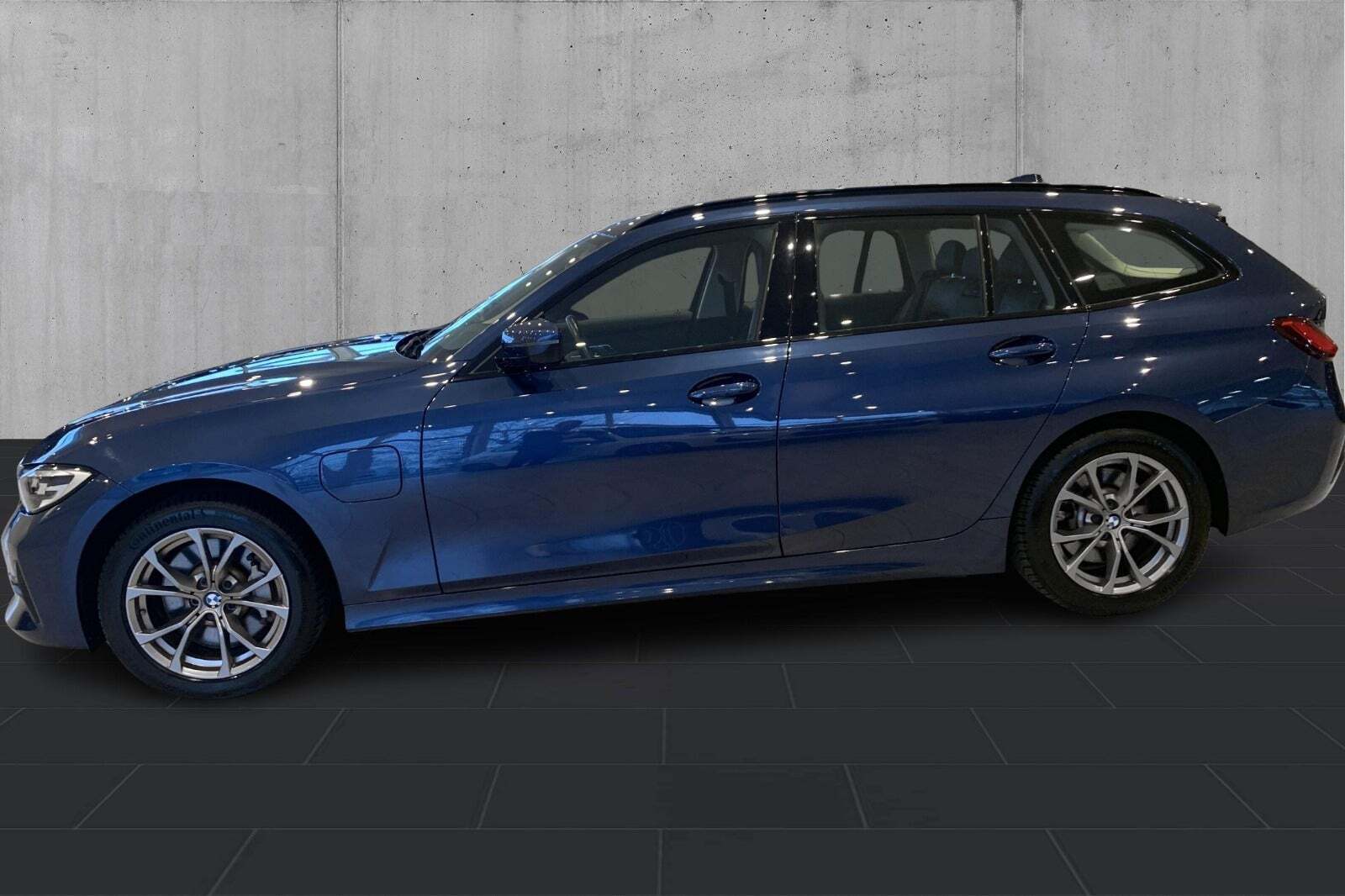 BMW 330e 2,0 Touring Sport Line aut.