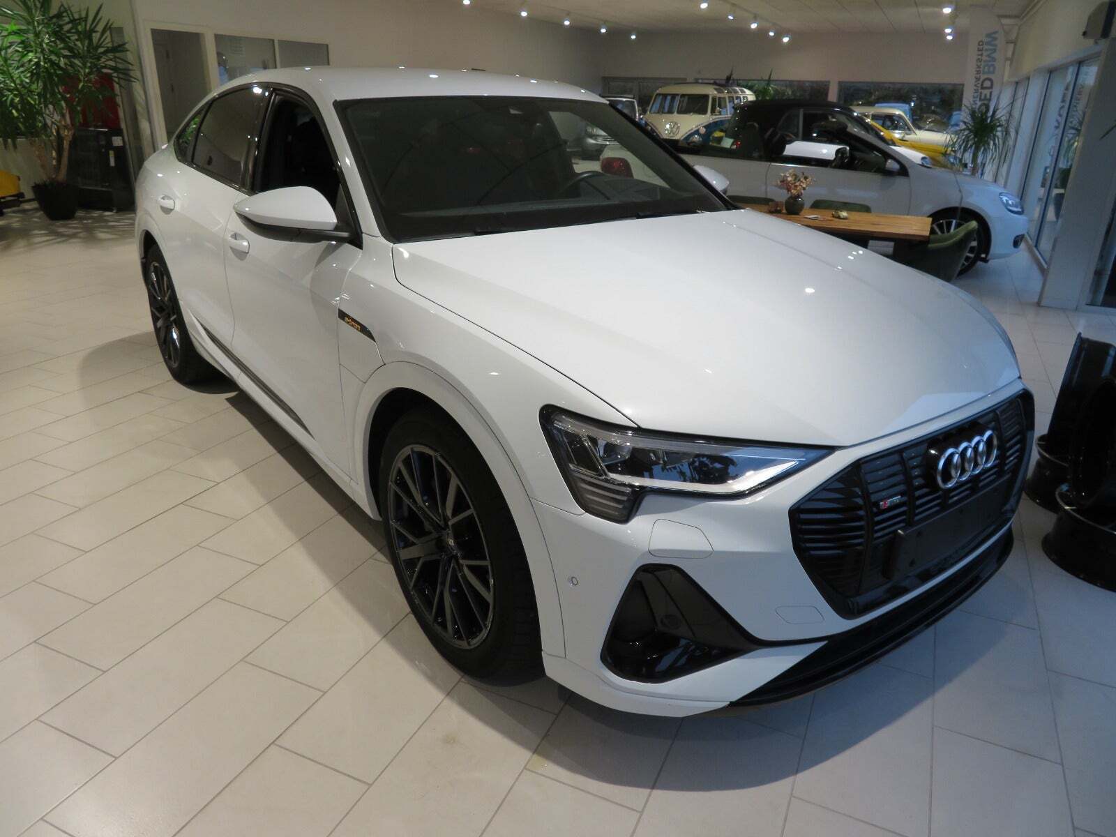 Audi e-tron 55 S-line Sportback quattro
