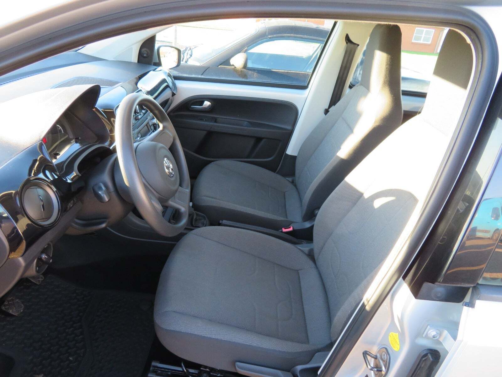 VW UP! 1,0 75 Move Up!