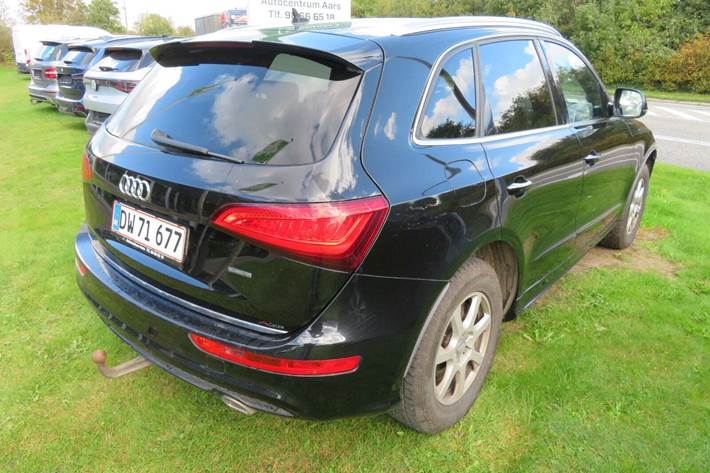 Sort Audi Q5 fra 2016
