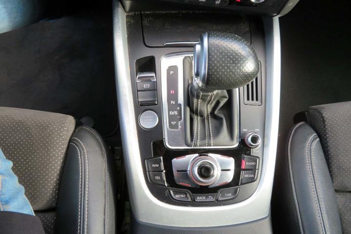 Sort Audi Q5 fra 2016