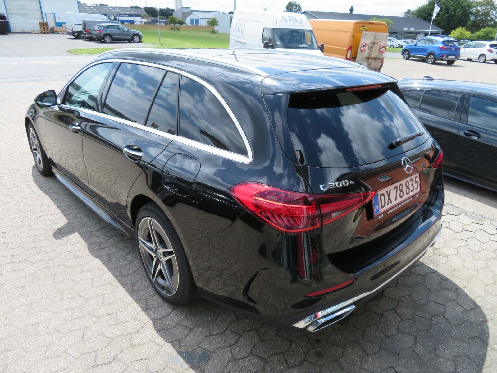 Mercedes C300 e 2,0 AMG Line stc. aut.