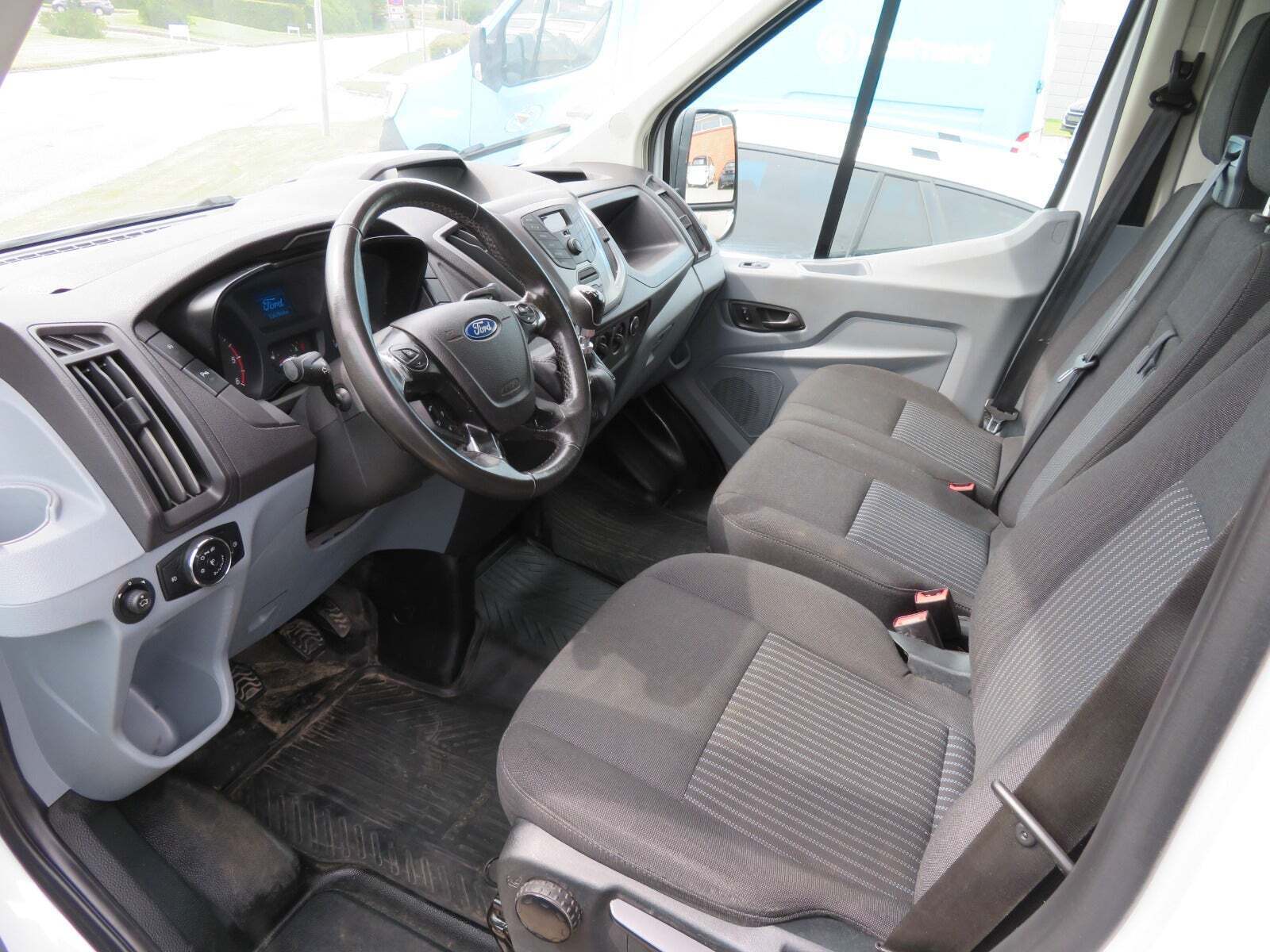 Hvid Ford Transit 350 L2 Van fra 2018