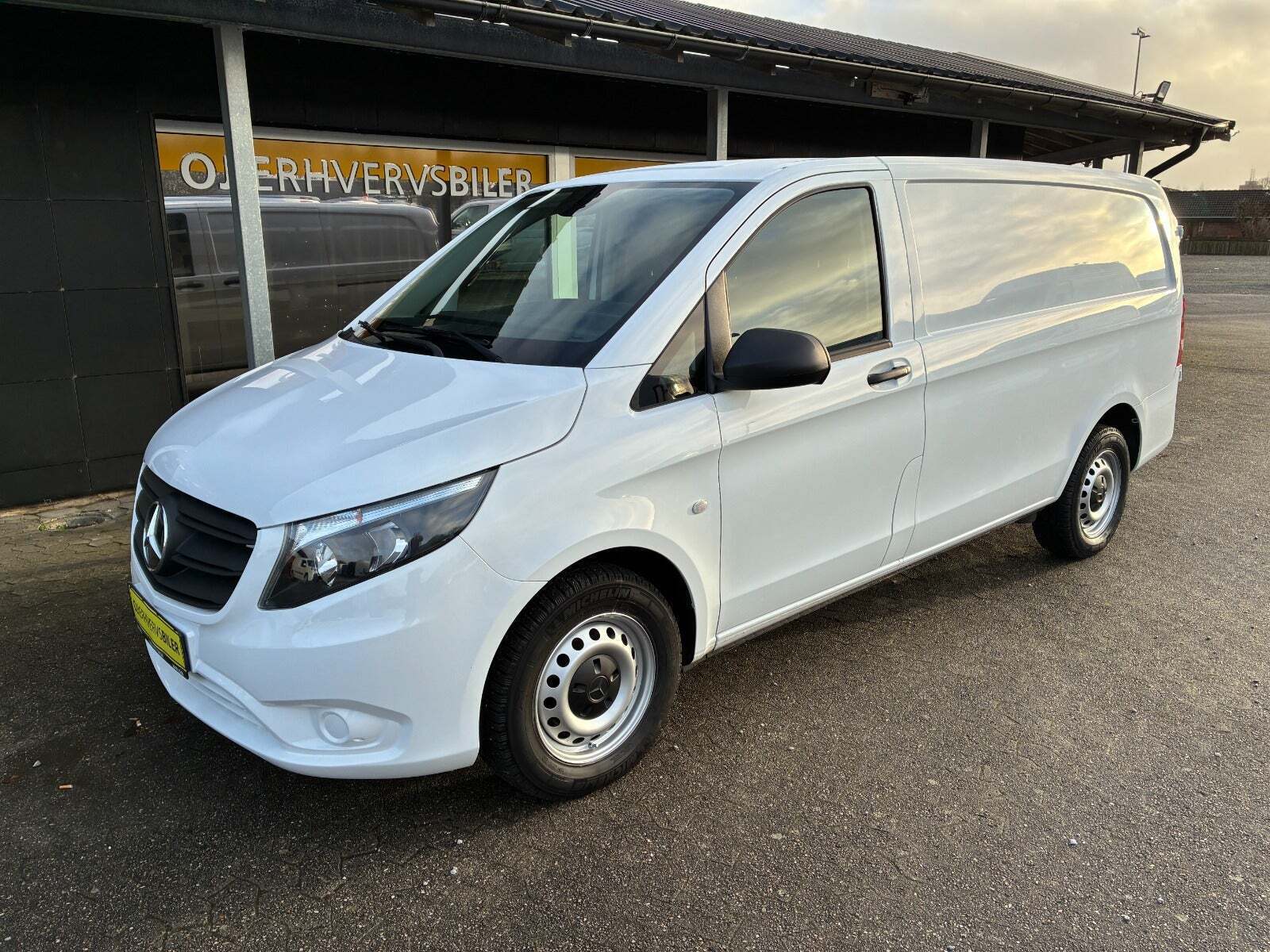 Mercedes Vito 114 2,0 CDi Kassevogn aut. L RWD