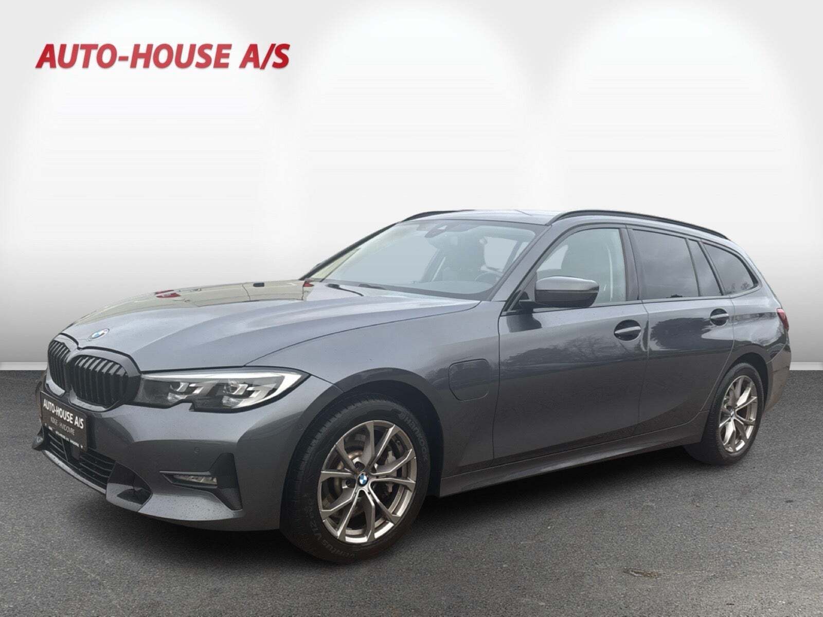 BMW 330e 2,0 Touring Sport Line aut.