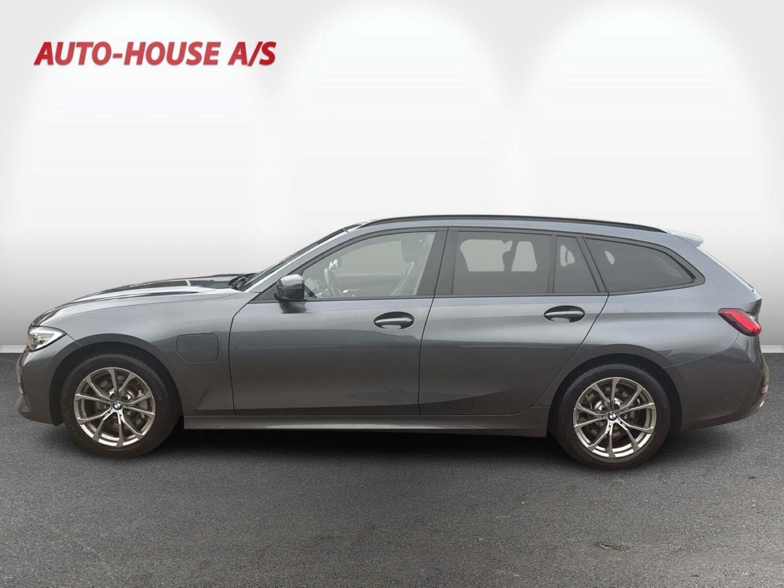 BMW 330e 2,0 Touring Sport Line aut.