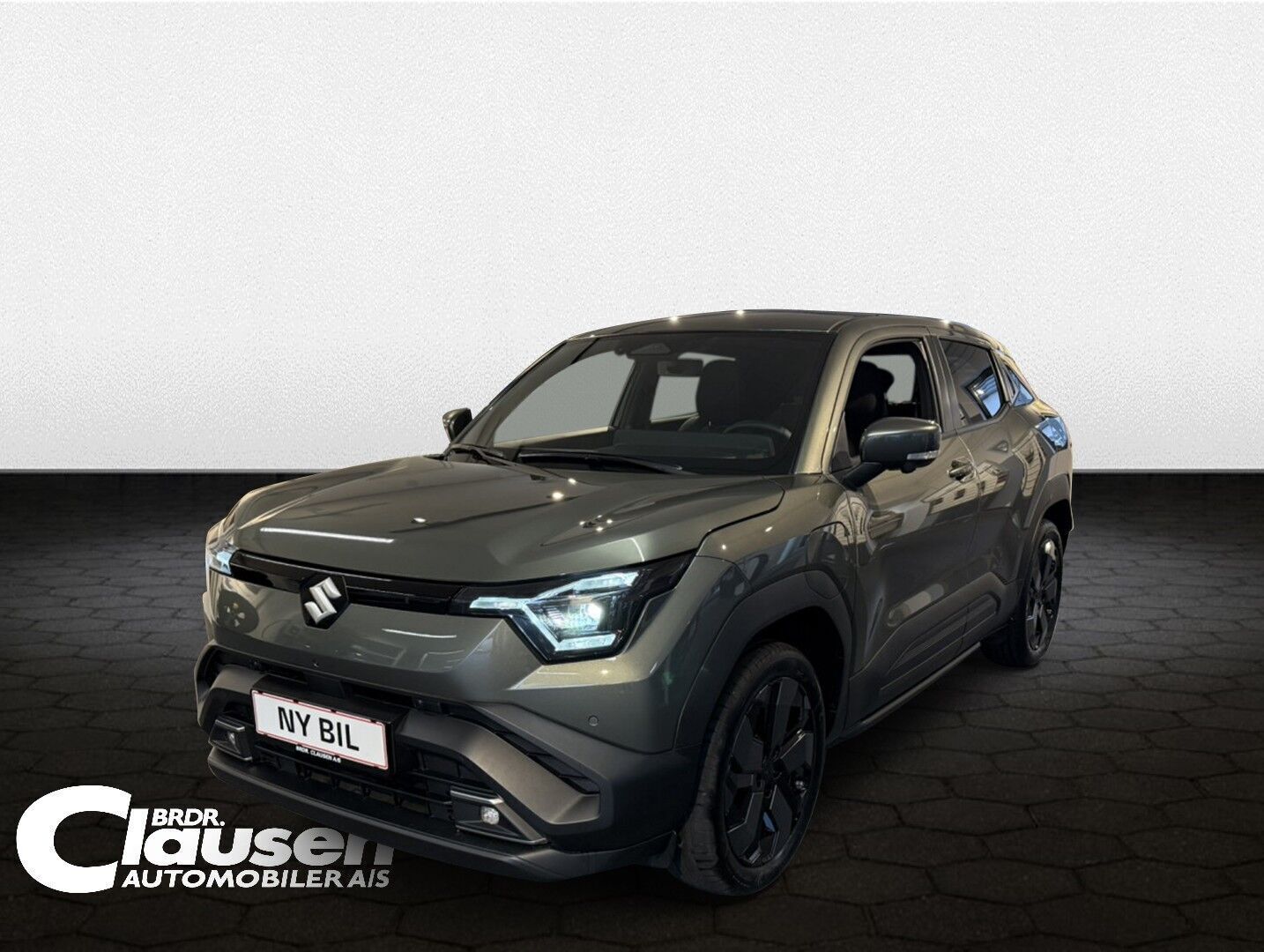 Grøn Suzuki eVitara fra 2025 set udefra