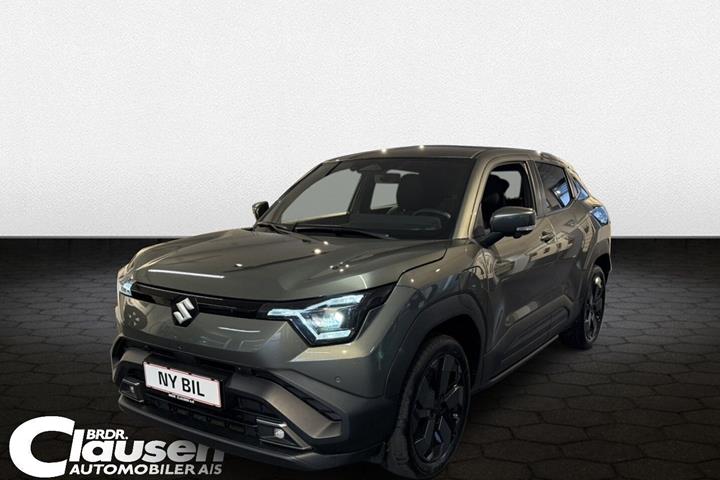 Grøn Suzuki eVitara fra 2025 set udefra