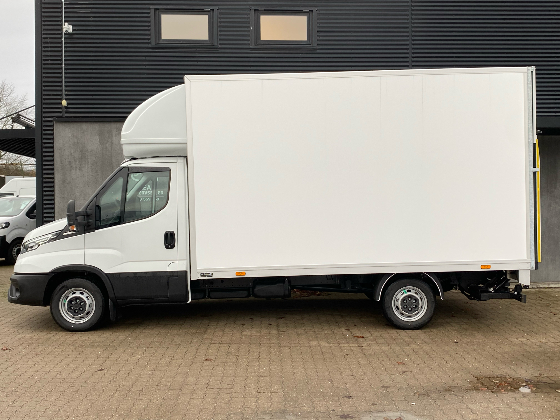 Iveco Daily 3,0 35S18 4100mm D 180HK Ladv./Chas. 8g Aut.