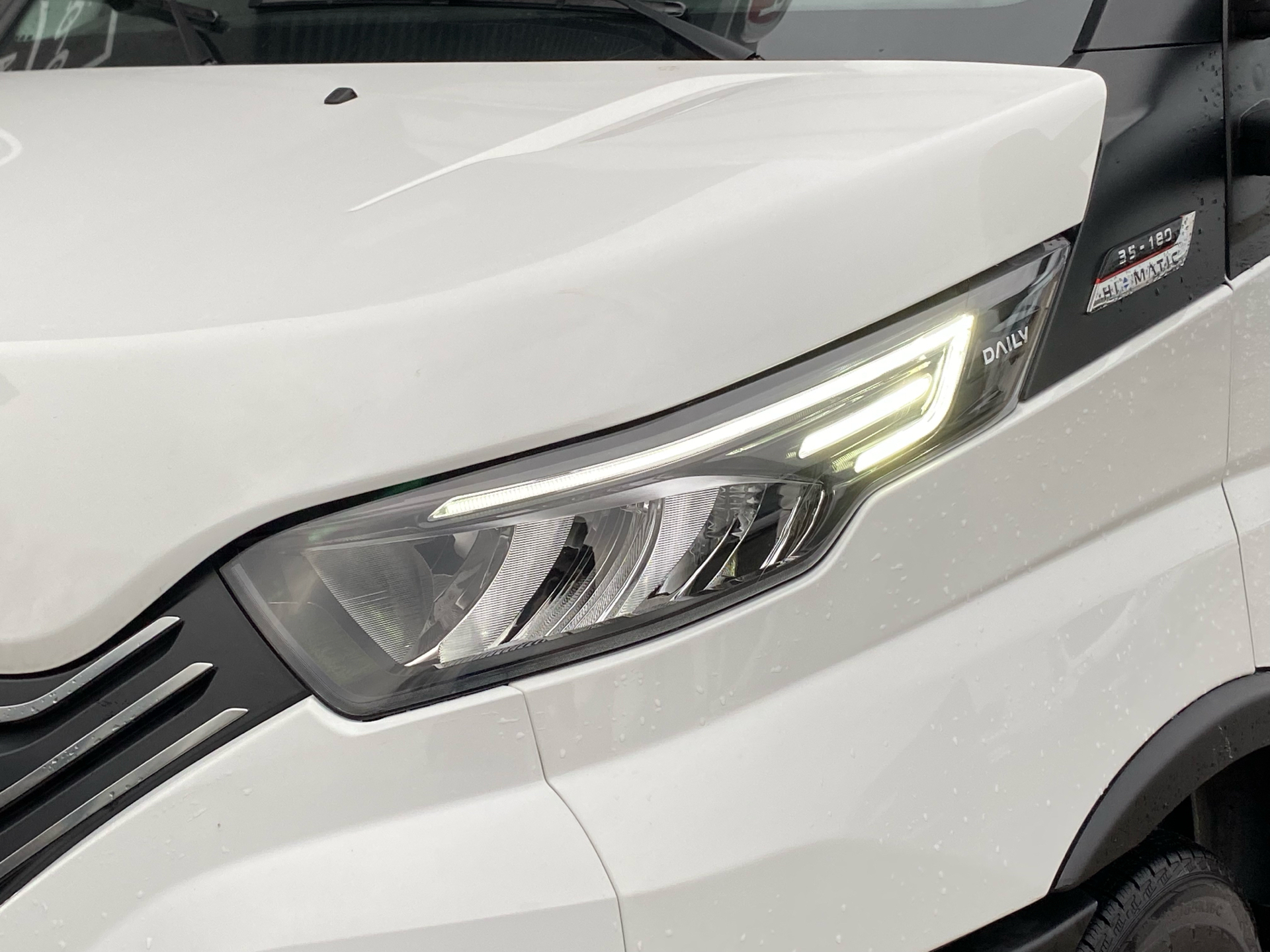 Iveco Daily 3,0 35S18 4100mm D 180HK Ladv./Chas. 8g Aut.