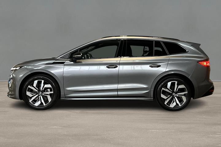 Grå Skoda Enyaq fra 2025
