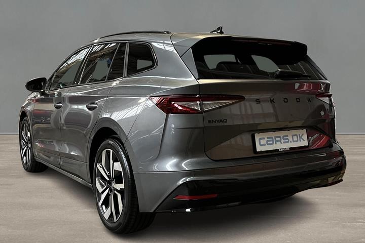 Grå Skoda Enyaq fra 2025