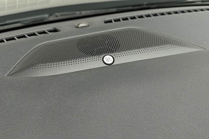 Grå Ford Kuga fra 2021