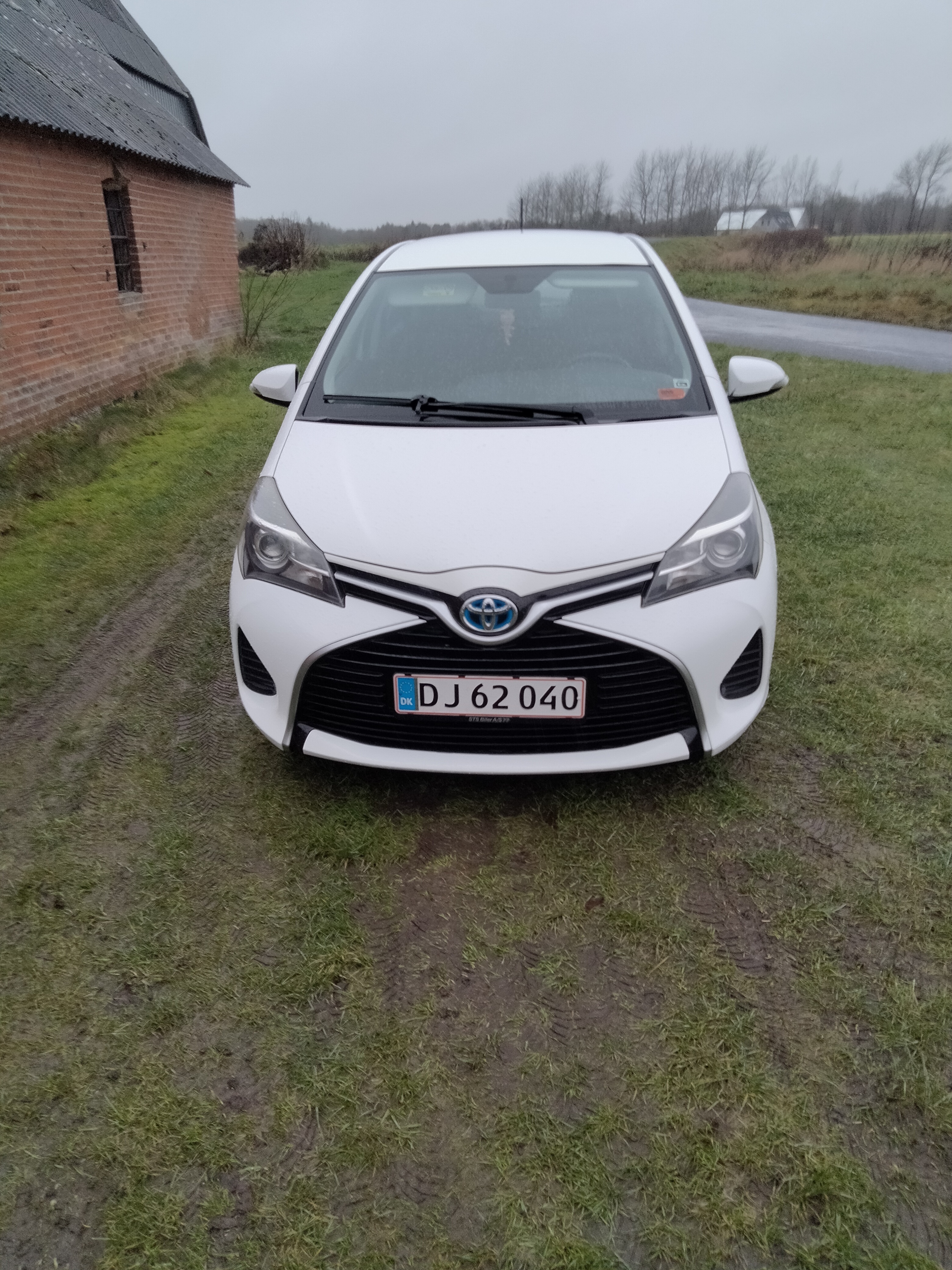 Toyota Yaris 1,5 1.5Hybrid E-CVT