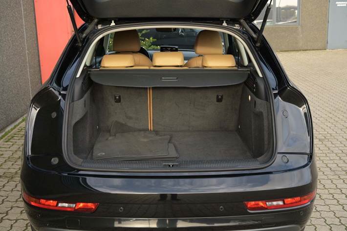 Sort Audi Q3 fra 2018