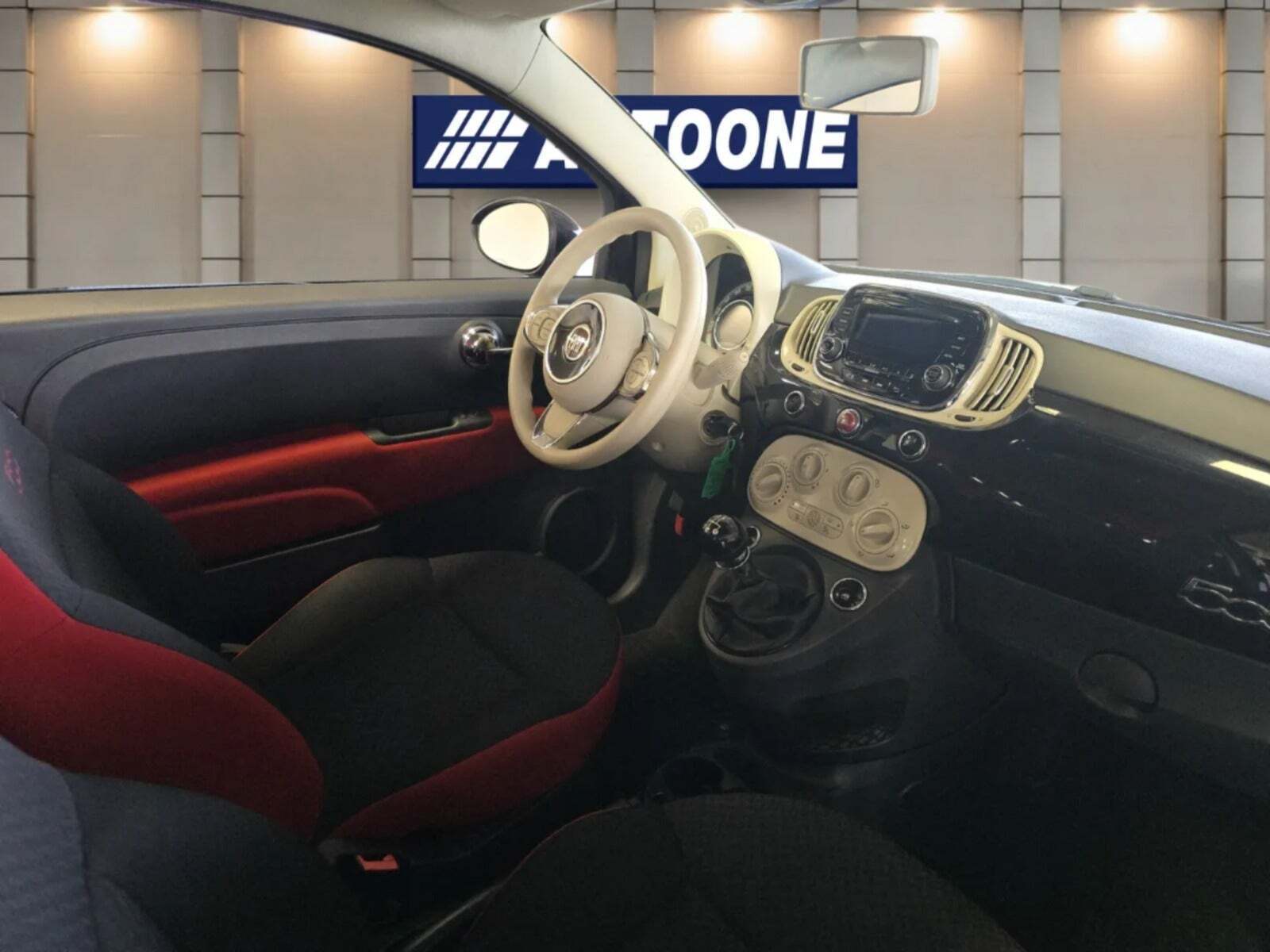 Sort Fiat 500 fra 2016