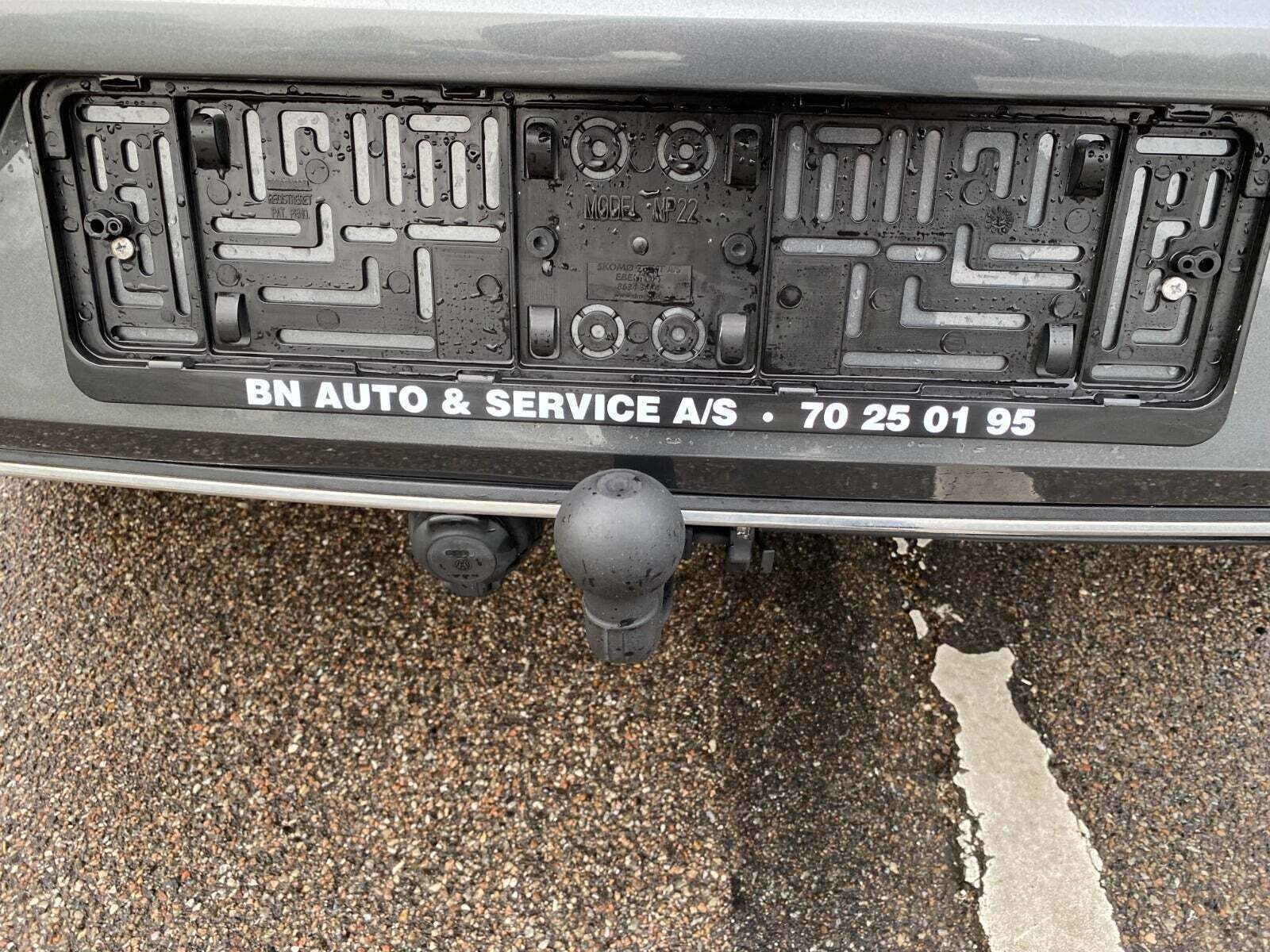 Grå VW Golf VII fra 2019