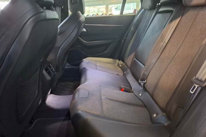 Hvid Peugeot 508 fra 2022