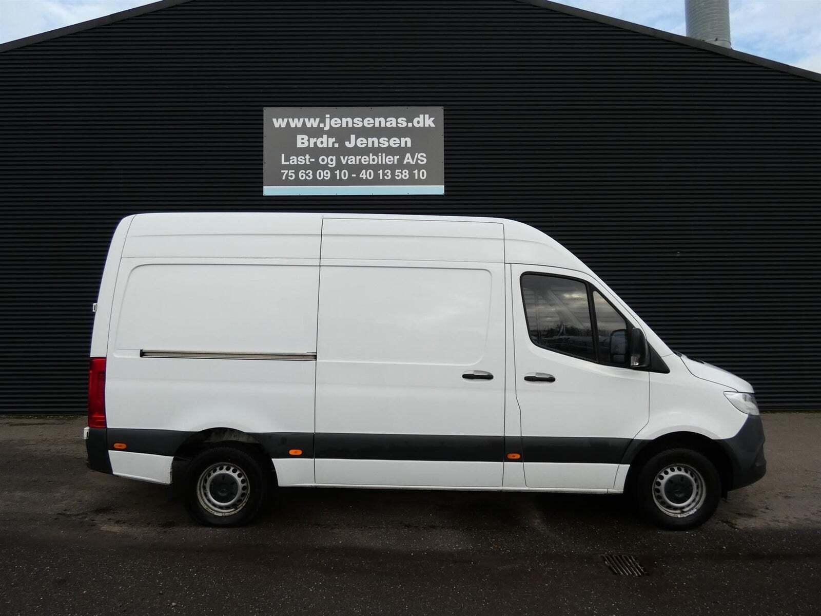 Mercedes Sprinter 319 3,0 CDi A2 Kassevogn aut. RWD