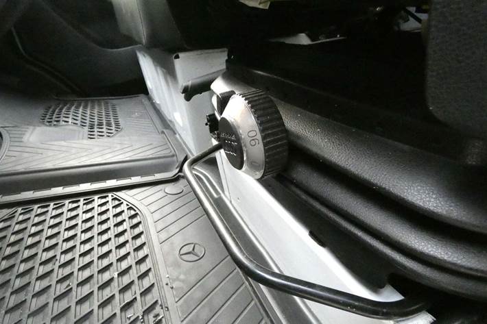 Hvid Mercedes Sprinter 319 fra 2020