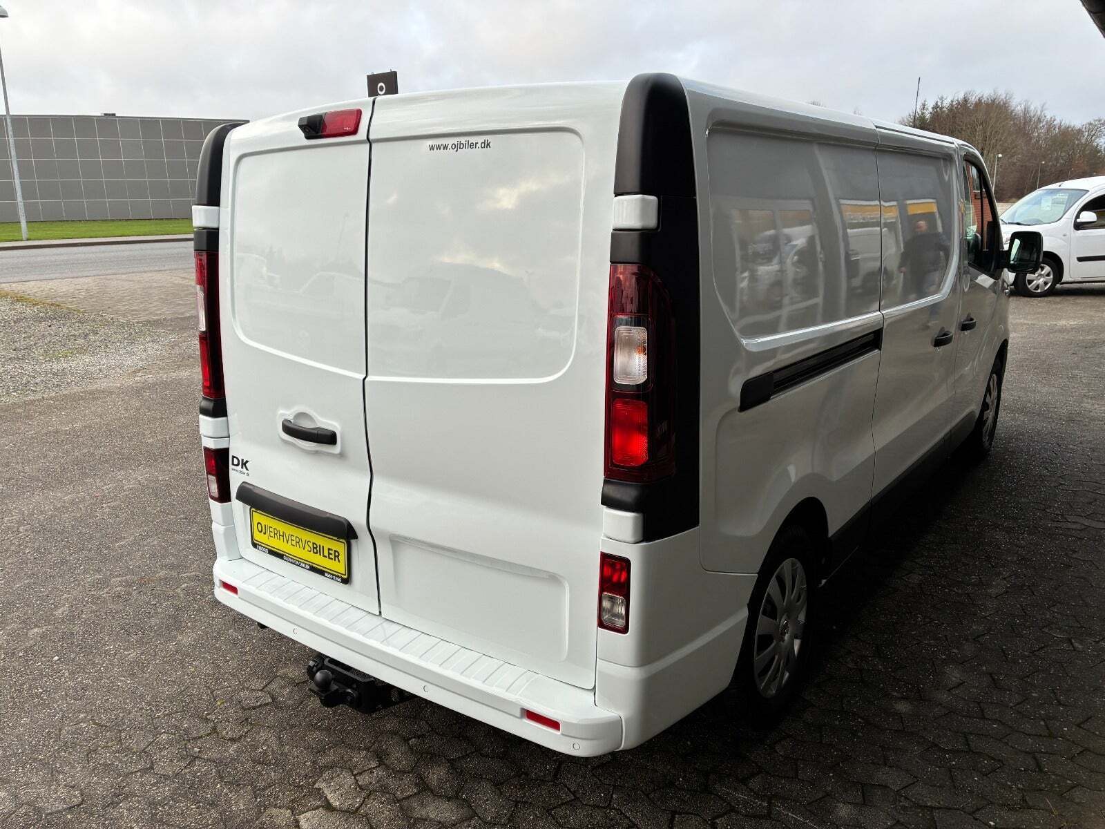 Renault Trafic T29 2,0 dCi 120 L2H1