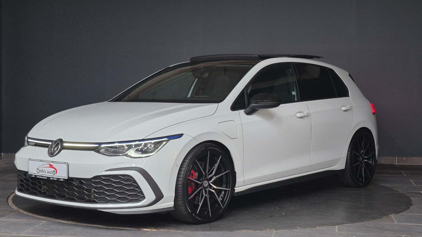 VW Golf VIII 1,4 GTE DSG