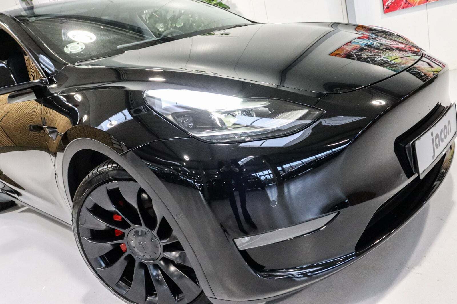 Tesla Model Y Performance AWD