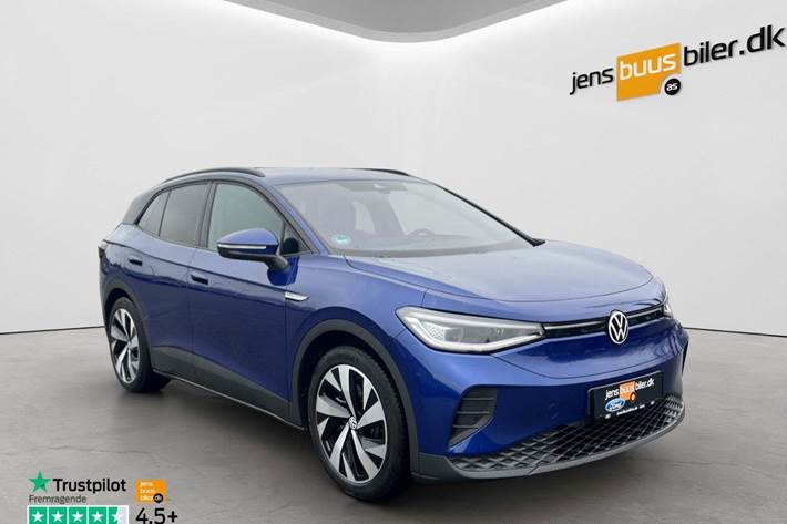 Blå VW ID.4 fra 2023 set udefra